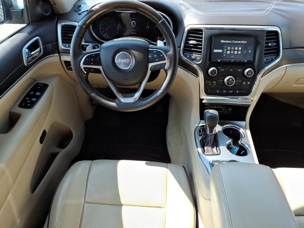 Used 2018 Jeep Grand Cherokee Overland SUV