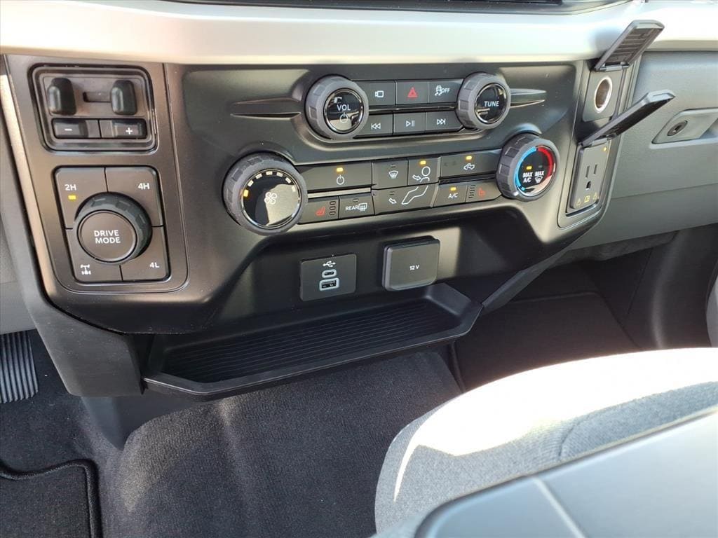 2026 Ford F-250 Super Duty XLT - Photo 9