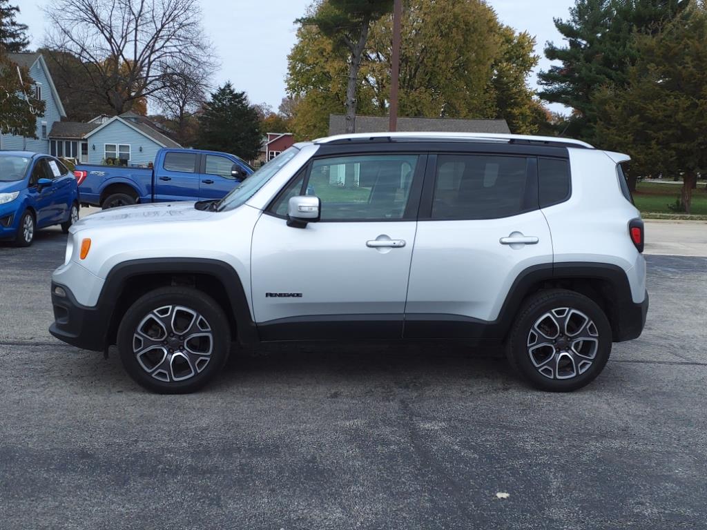 Used 2016 Jeep Renegade Limited with VIN ZACCJBDT6GPD61442 for sale in Tuscola, IL