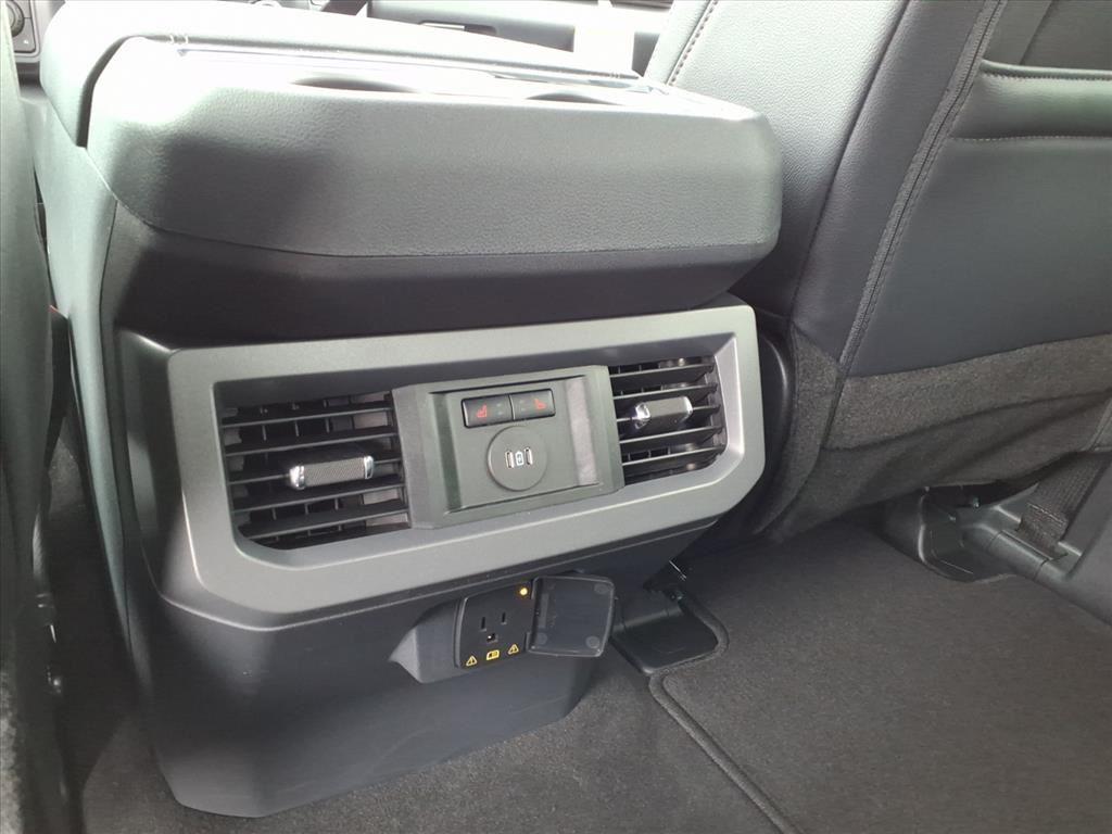 2026 Ford F-350 Super Duty Lariat - Photo 4