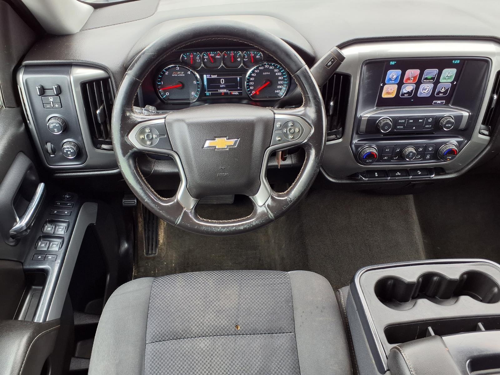 Used 2018 Chevrolet Silverado 1500 LT with VIN 1GCVKREC4JZ222934 for sale in Tuscola, IL