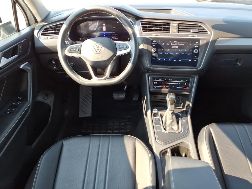 Used 2024 Volkswagen Tiguan SE SUV