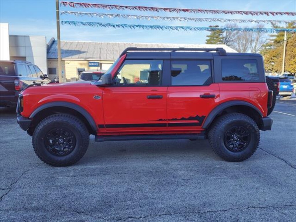 New 2023 Ford Bronco For Sale at Ford of Tuscola VIN 1FMEE5DPXPLC16518