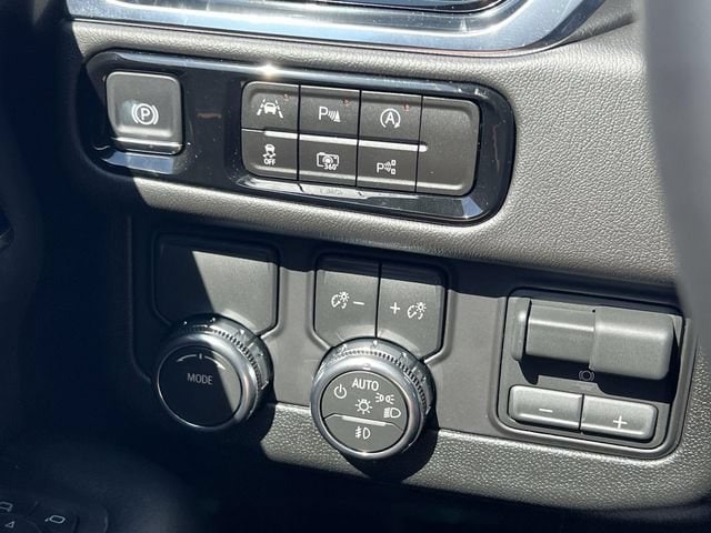 2026 GMC Yukon XL Denali - Photo 21