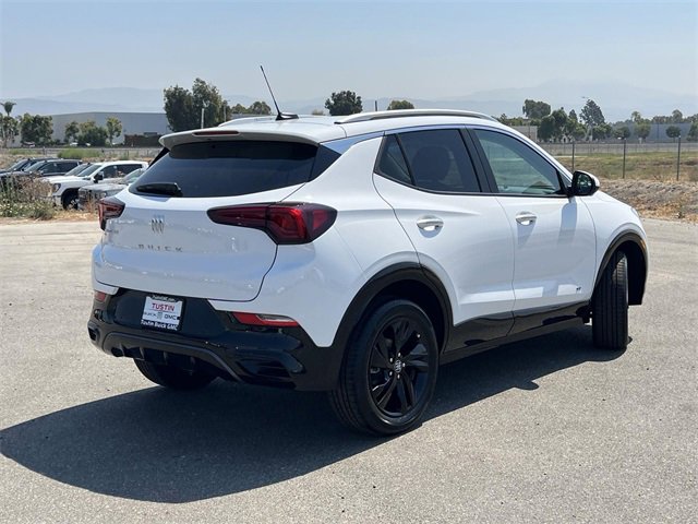 2026 Buick Encore GX Sport Touring photo 3
