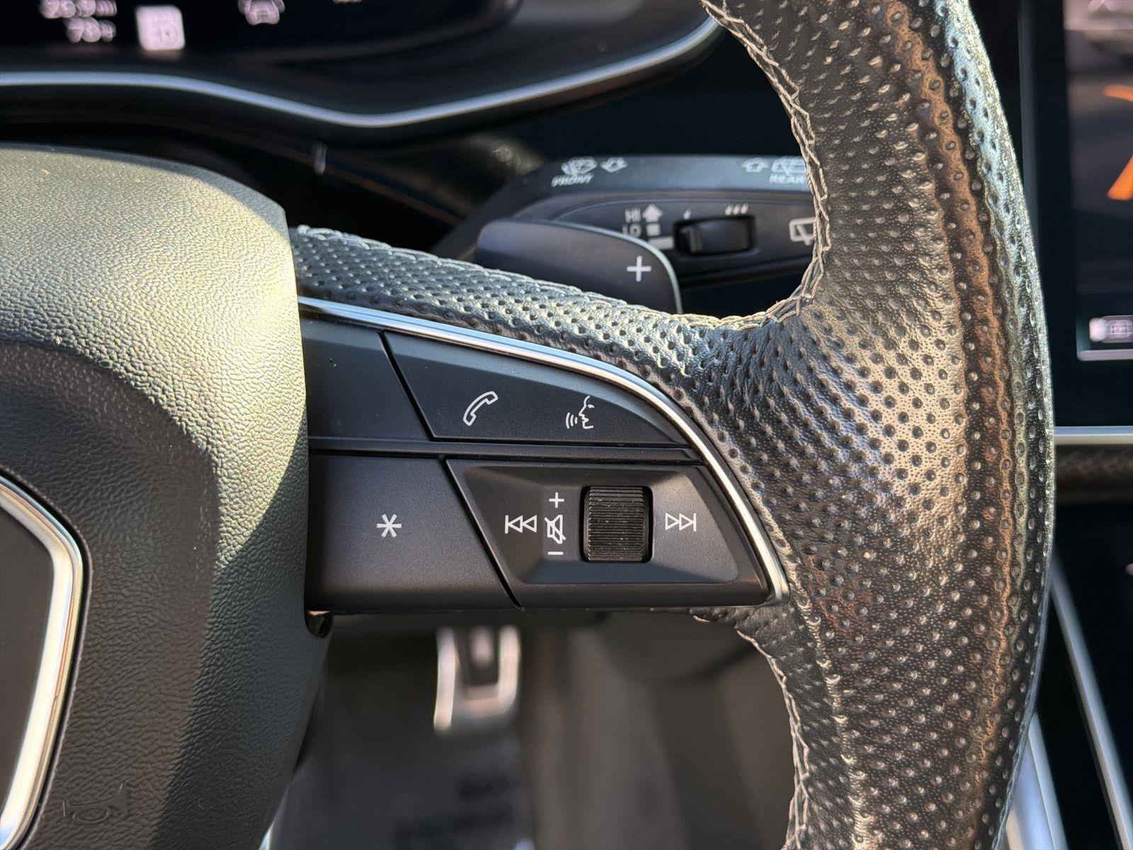 2023 Audi SQ7 Prestige - Photo 37