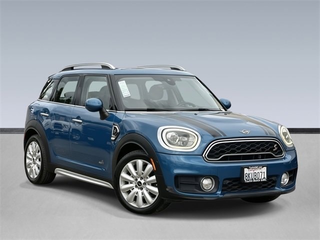 2019 MINI Countryman S's photo