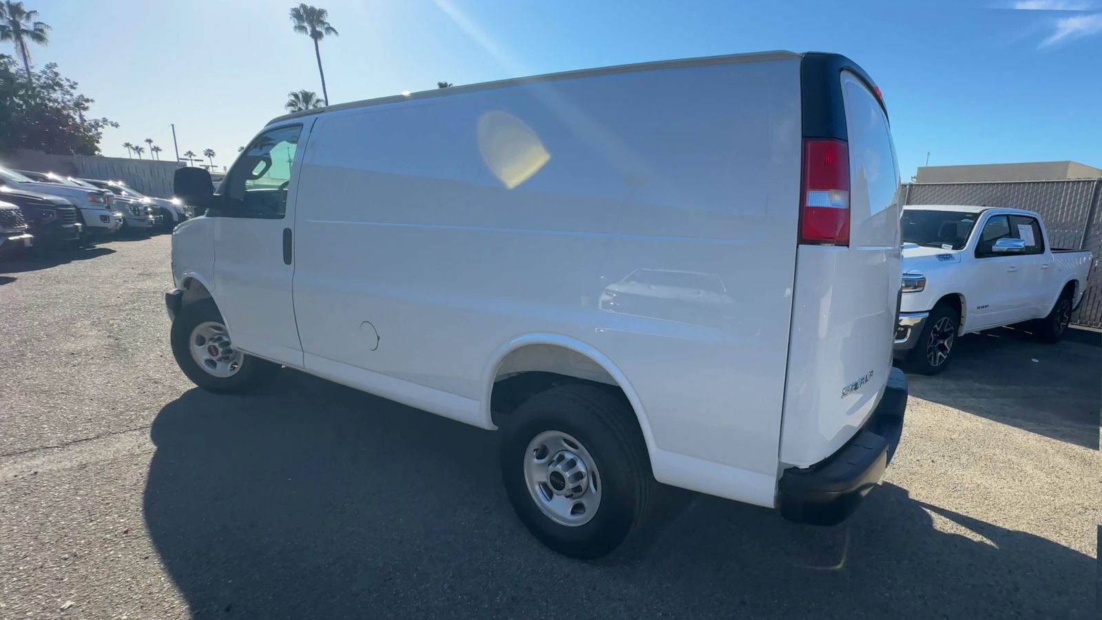 2026 GMC Savana Cargo Work Van - Photo 32