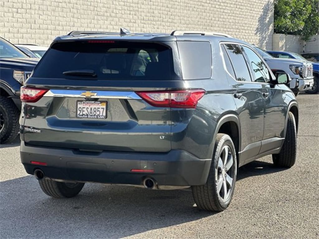 Used 2020 Chevrolet Traverse LT Leather SUV