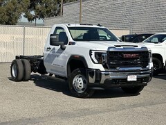 2026 GMC Sierra 3500 HD Chassis Cab Pro Truck