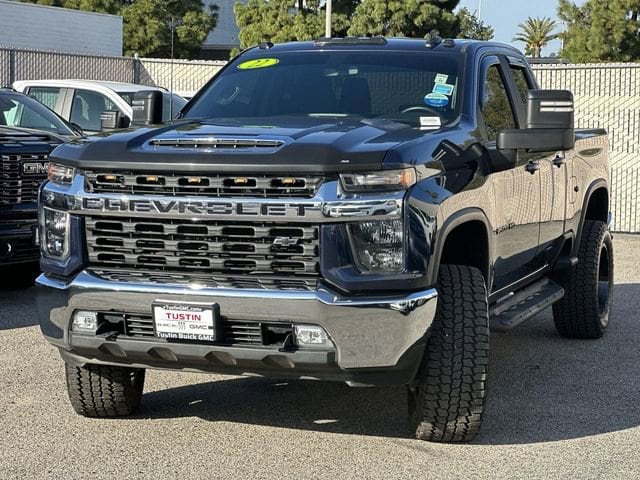 2022 Chevrolet Silverado 2500 HD LT photo 3