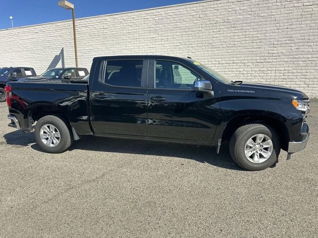 2025 Chevrolet Silverado 1500 LT w/1LT photo 2