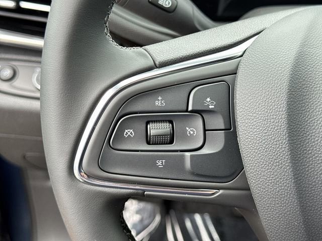 2026 Buick Envista Sport Touring - Photo 9