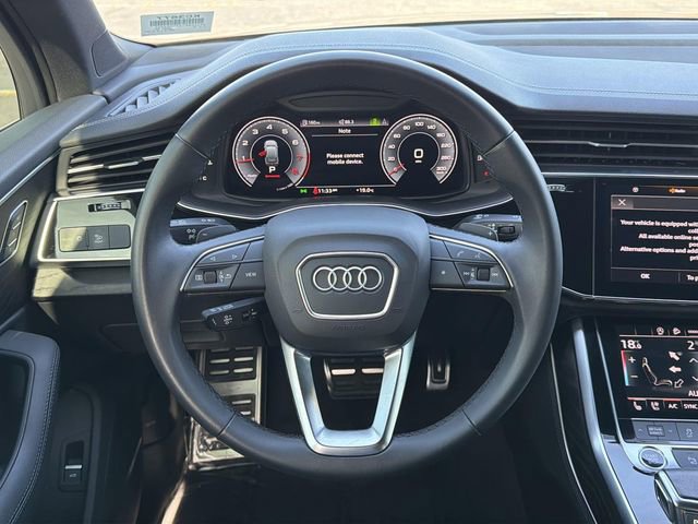 2023 Audi Q7 45 Premium photo 3