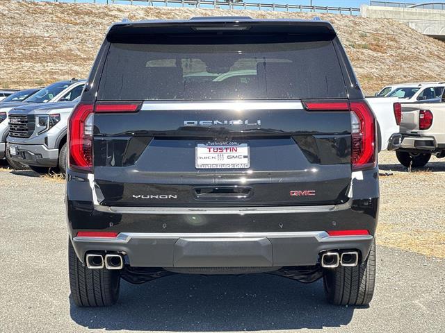 2027 GMC Yukon Denali - Photo 12
