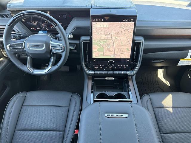 2027 GMC Yukon Denali - Photo 15
