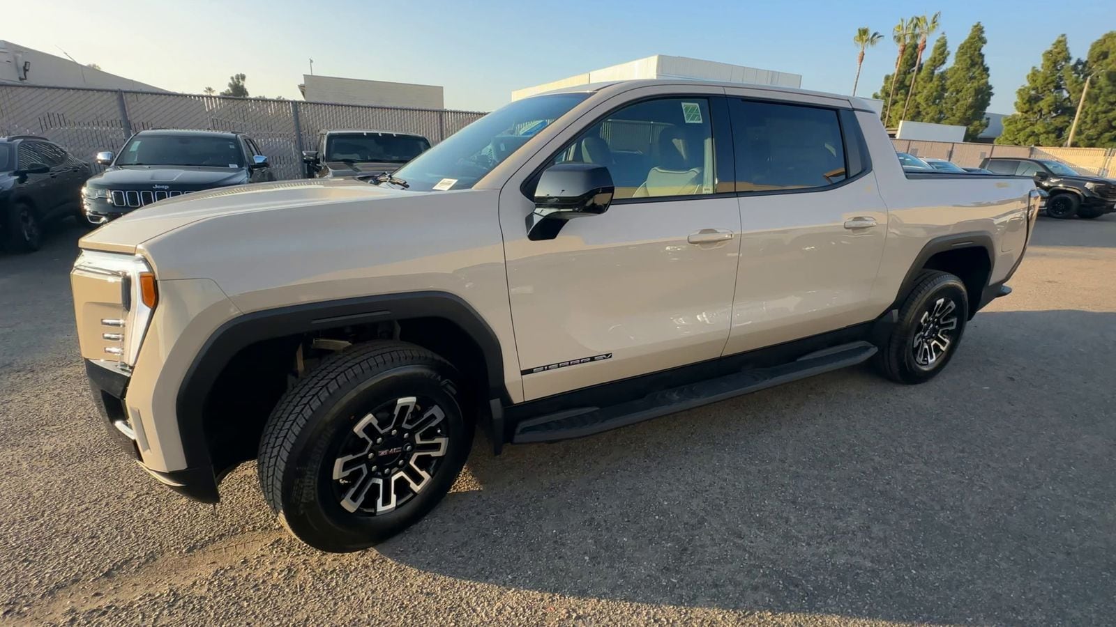 2026 GMC Sierra EV Elevation - Photo 32