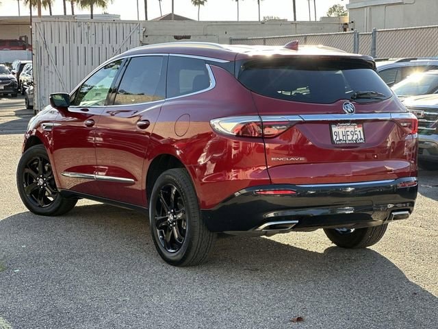 2024 Buick Enclave Essence photo 5