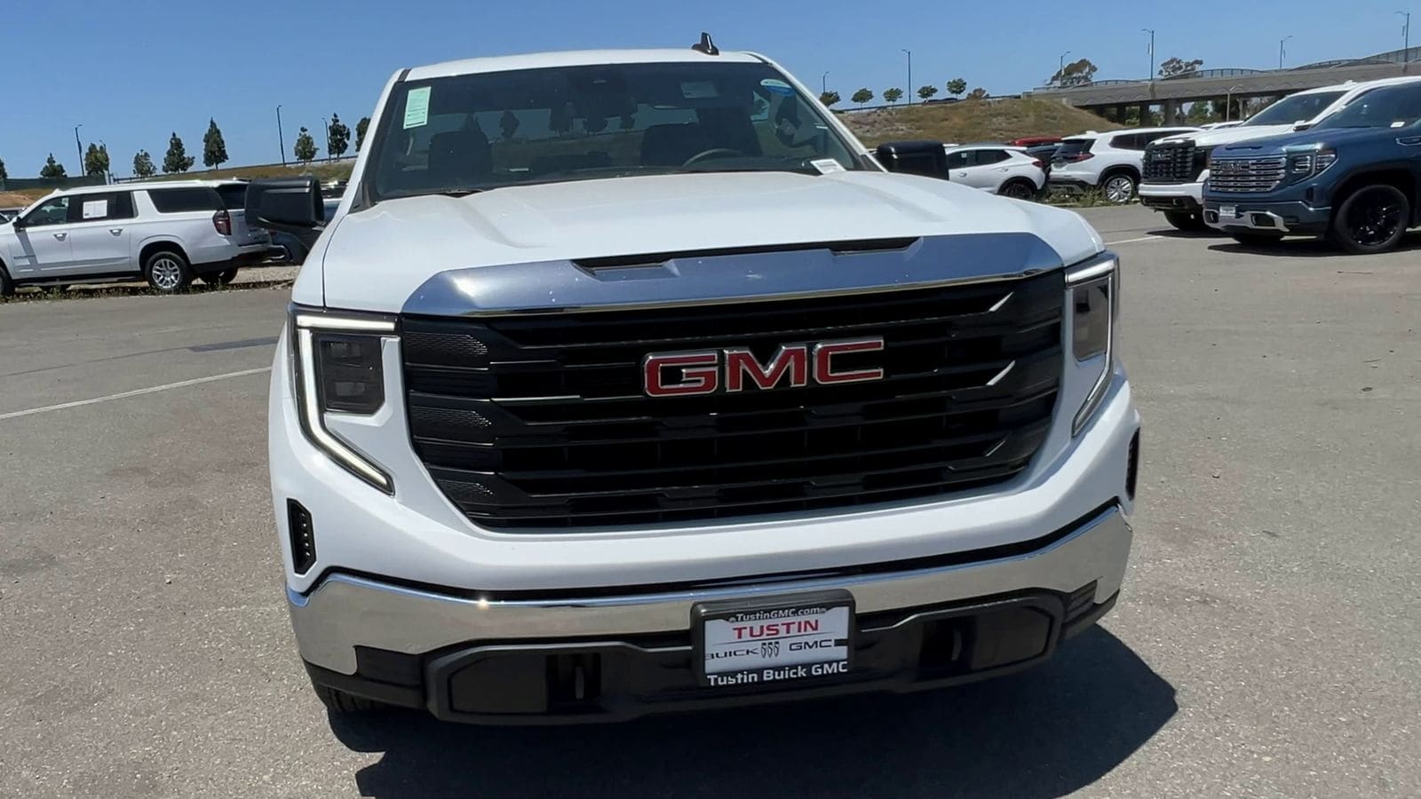 2025 GMC Sierra 1500 Pro - Photo 30