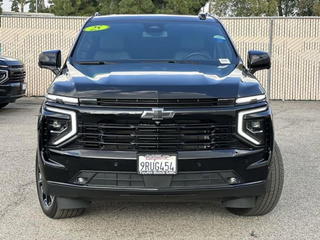 Used 2025 Chevrolet Suburban RST SUV