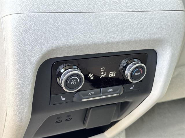 2026 Buick Enclave Avenir - Photo 26