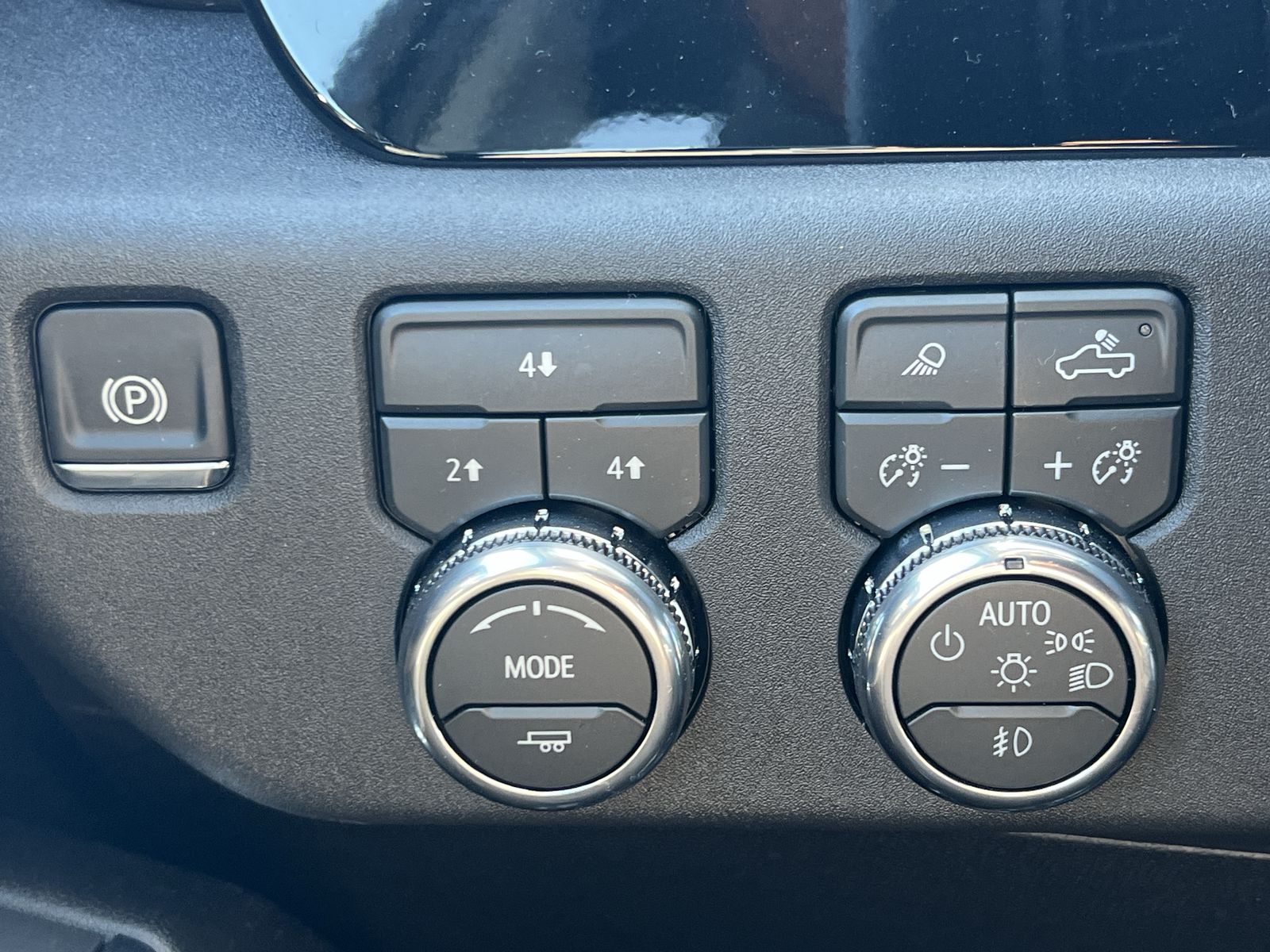 2026 GMC Sierra 3500HD SLE - Photo 60