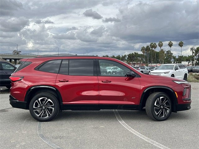 2026 Buick Enclave Sport Touring photo 2