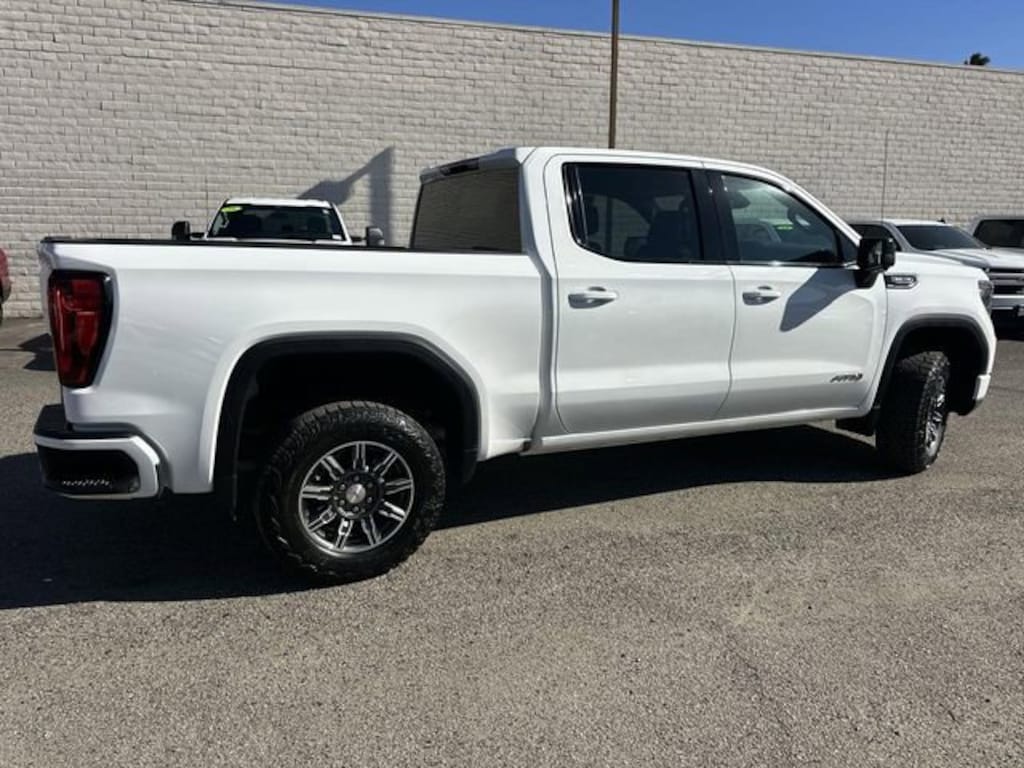 Used 2025 GMC Sierra 1500 AT4 Truck