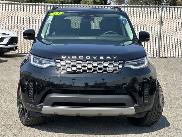2024 Land Rover Discovery P300 S photo 2