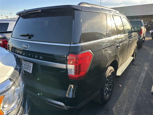 2024 Ford Expedition XLT photo 2