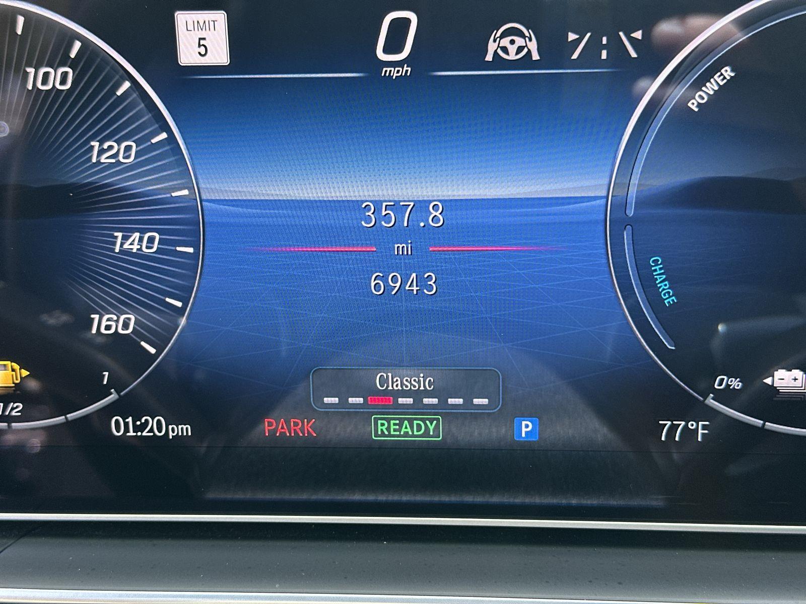 2025 Mercedes-Benz GLE GLE450E - Photo 11
