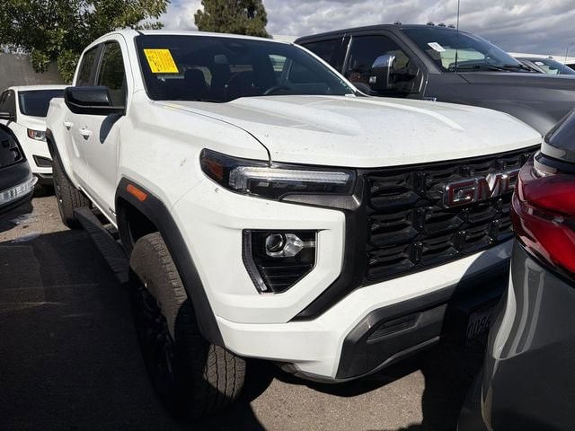 2024 GMC Canyon 2WD Elevation Crew Cab Short Box's photo
