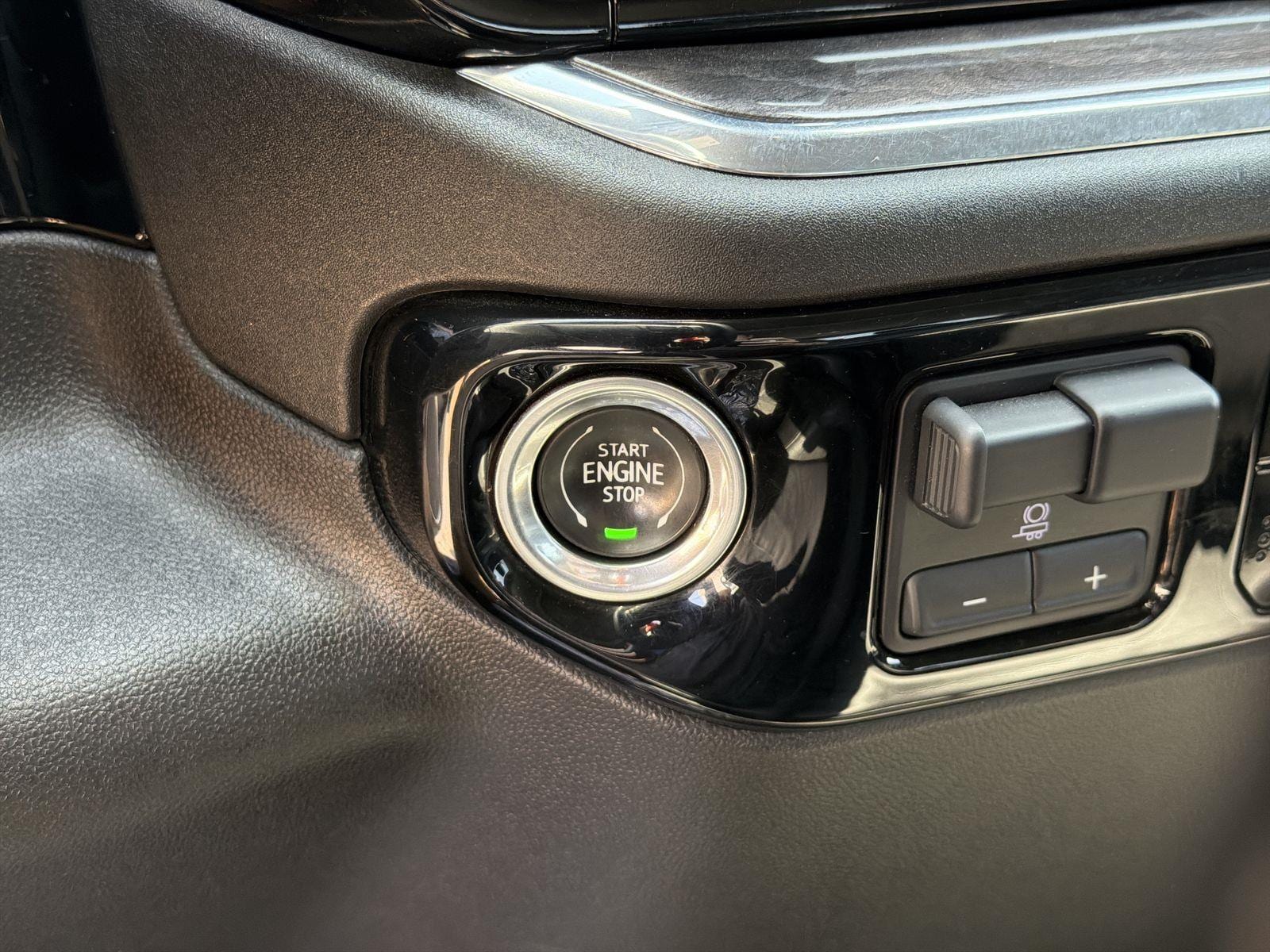 2024 Chevrolet Silverado 2500HD LTZ - Photo 16
