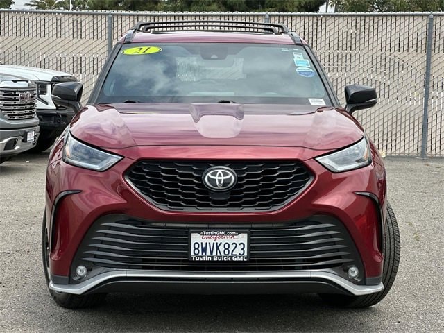 Used 2021 Toyota Highlander XSE with VIN 5TDJZRAH7MS054840 for sale in Tustin, CA