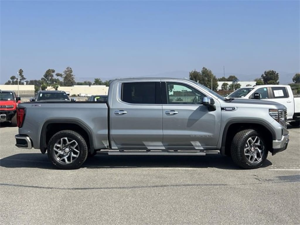 New 2026 GMC Sierra 1500 SLT Truck