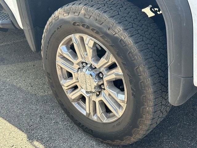 2023 GMC Sierra 2500 HD Denali photo 5