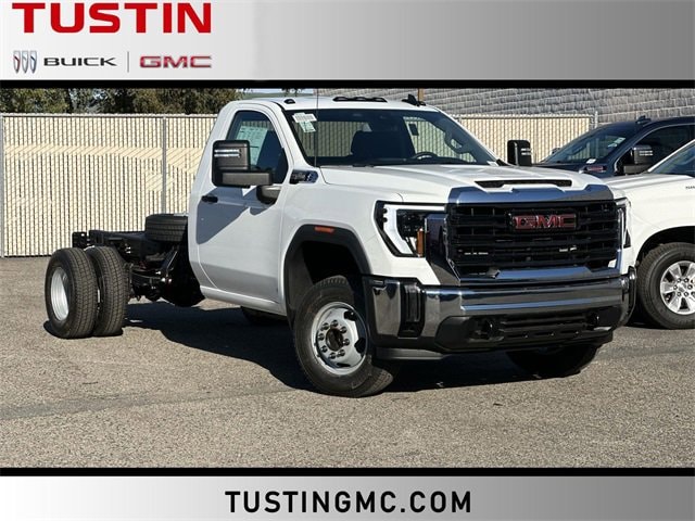 2026 GMC Sierra 3500 Chassis Cab
