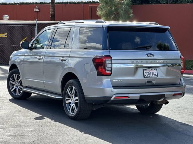 2022 Ford Expedition Limited photo 5