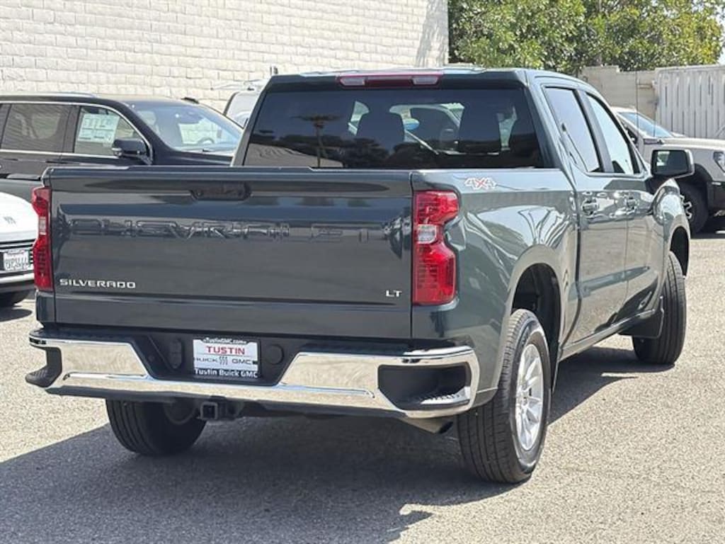 Used 2025 Chevrolet Silverado 1500 LT w/1LT Truck