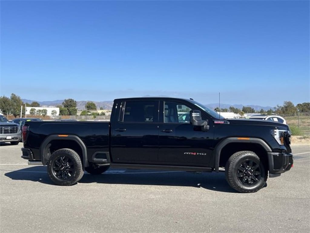 New 2026 GMC Sierra 2500 HD AT4 Truck