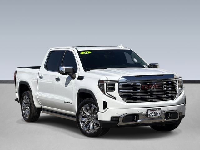 2024 GMC Sierra 4WD Crew Cab Short Box Denali's photo