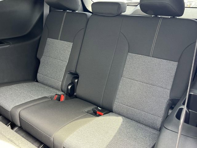 2025 GMC Acadia Elevation - Photo 25