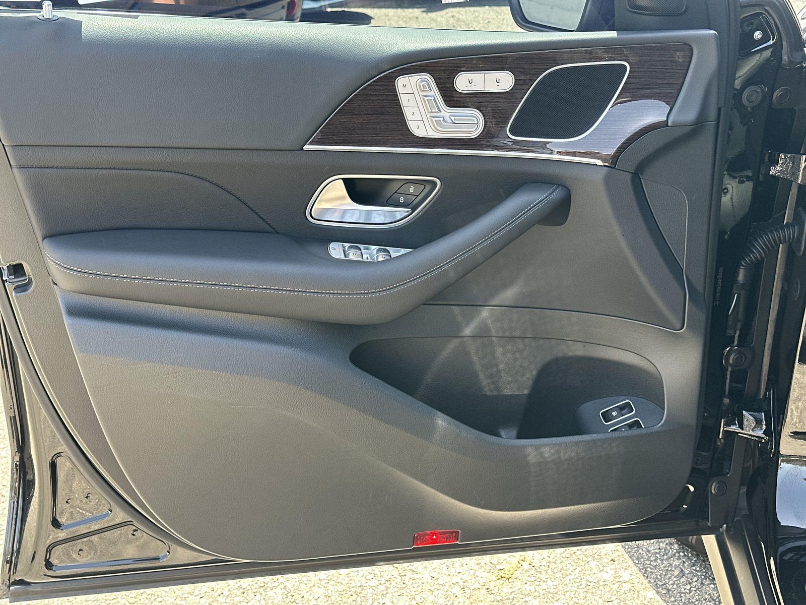 2025 Mercedes-Benz GLE GLE450E - Photo 22