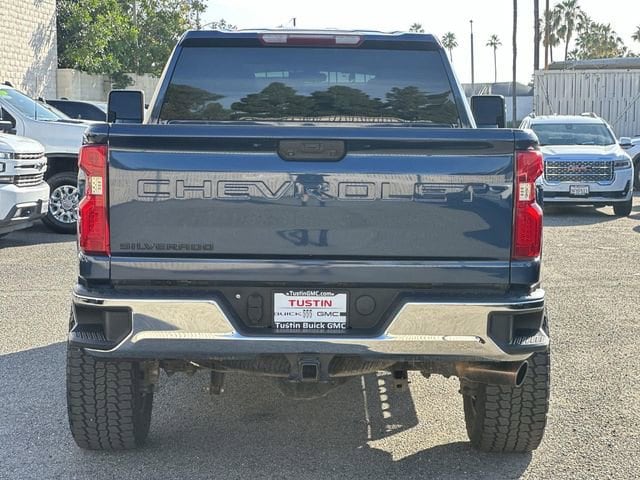 2022 Chevrolet Silverado 2500 HD LT photo 4