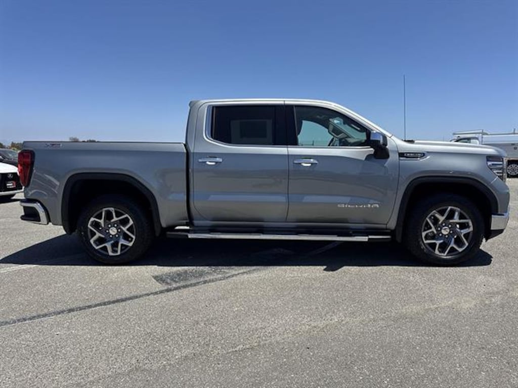 New 2026 GMC Sierra 1500 SLT Truck