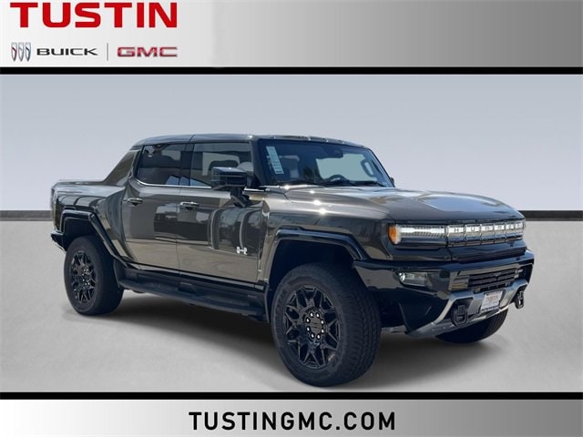 2026 GMC HUMMER EV 2X's photo