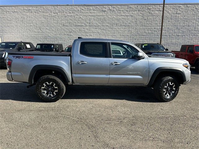 2023 Toyota Tacoma SR V6 photo 3