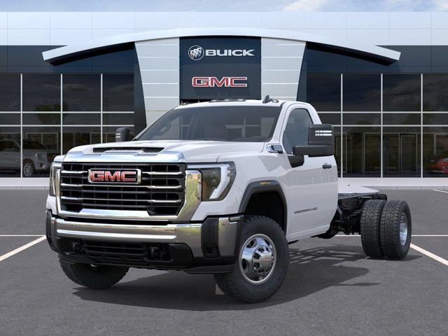 2026 GMC Sierra 3500HD Pro - Photo 6