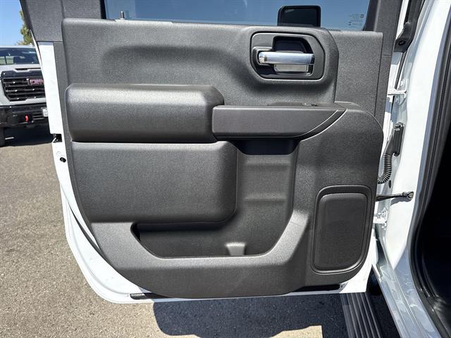 2026 GMC Sierra 3500 Chassis Cab Pro - Photo 21