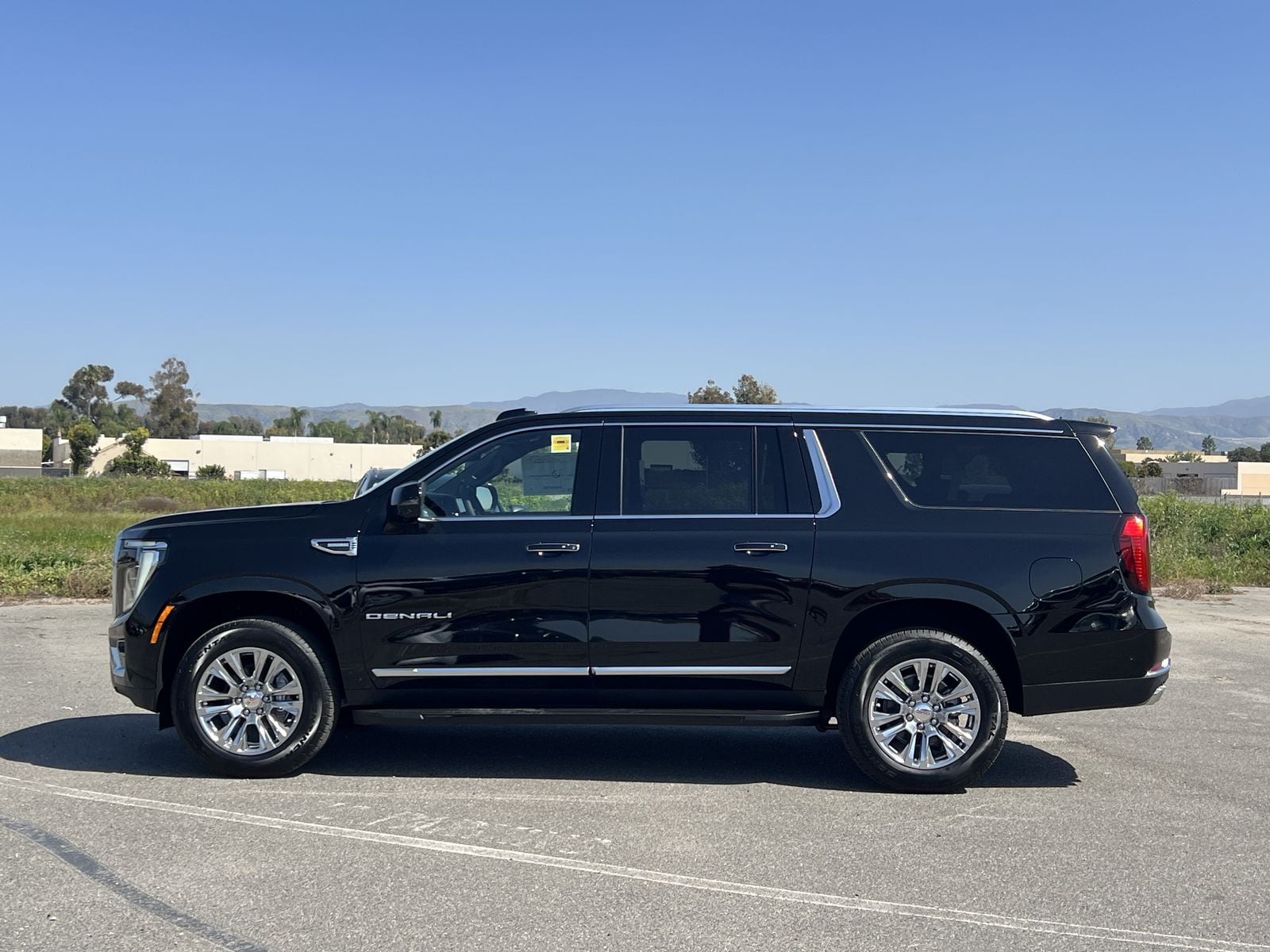 2026 GMC Yukon XL Denali - Photo 51